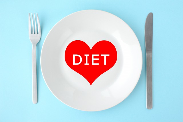 食事制限→代謝低下→痩せない→食事制限を繰り返しているあなたへ